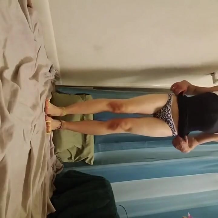 Sexy body Femboy sissy marcy love painting toe's- 3
