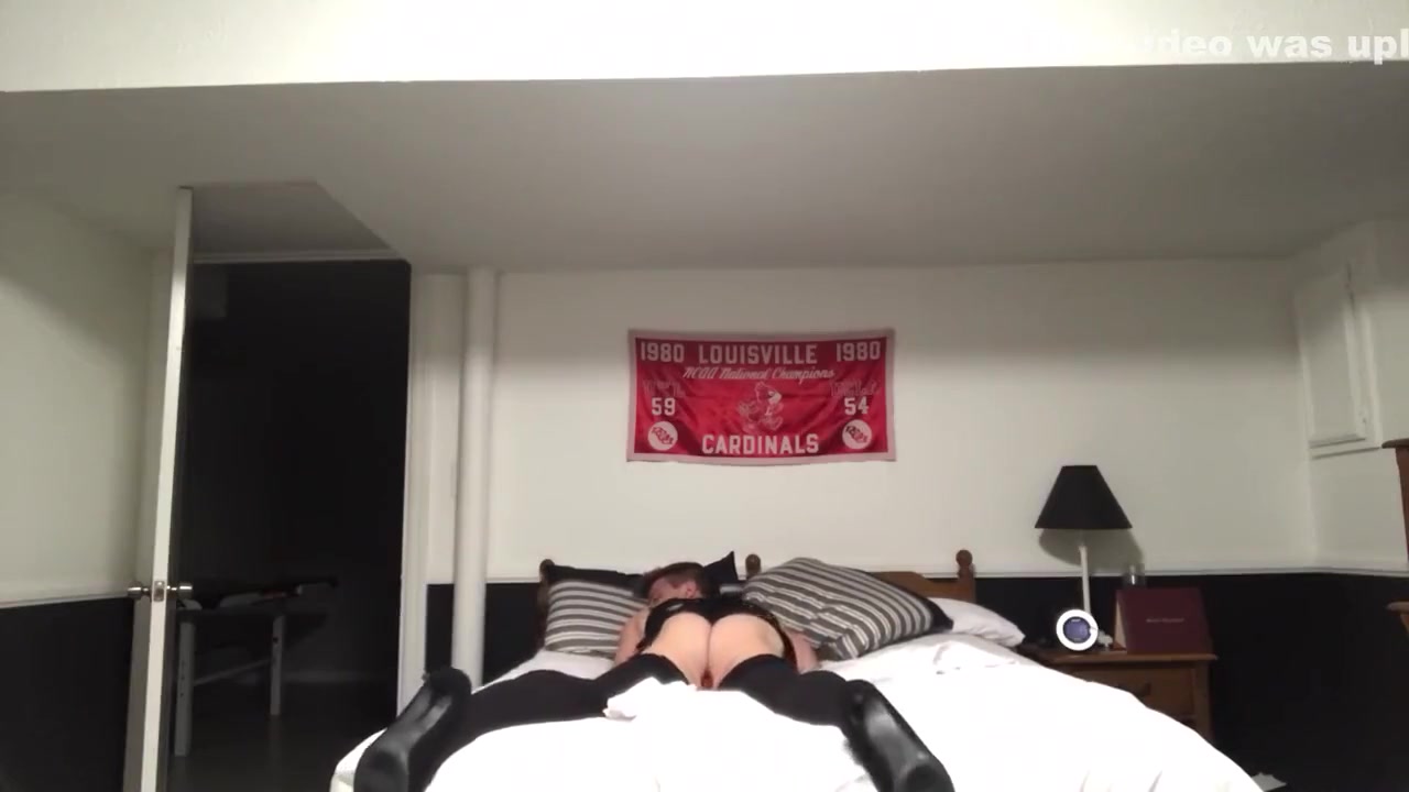 ShySissy fucks herself with pink vibrator and eats cum!