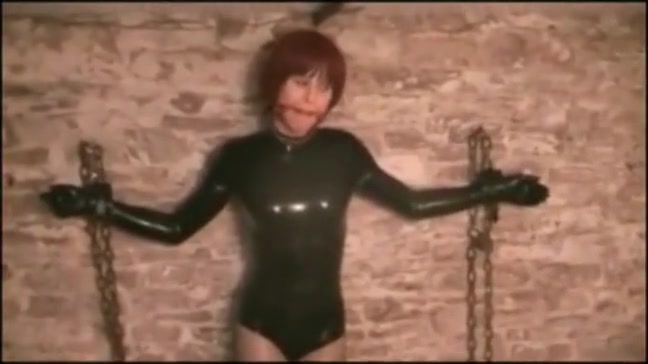 Tranny enjoys bagging
