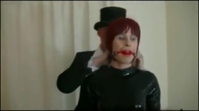Tranny enjoys bagging