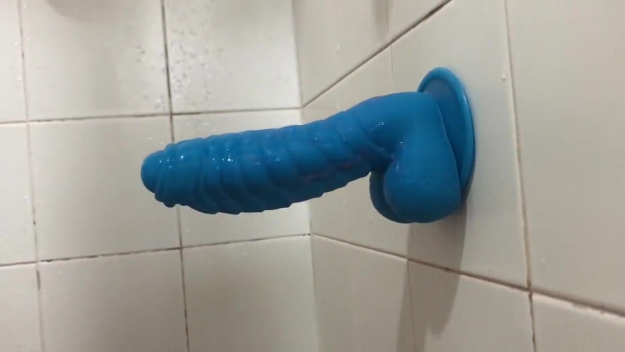 Sissy Slut Veronica X Chokes Deepthroating Dragon Cock
