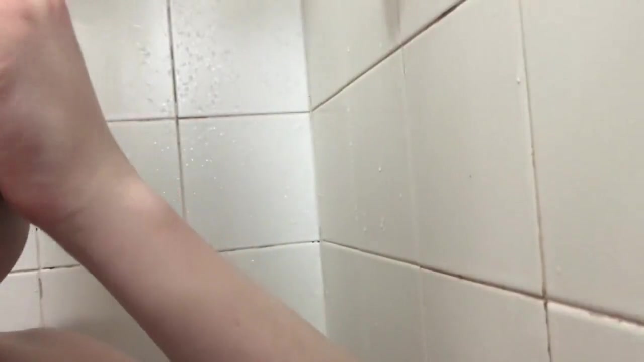 Sissy Slut Veronica X Chokes Deepthroating Dragon Cock