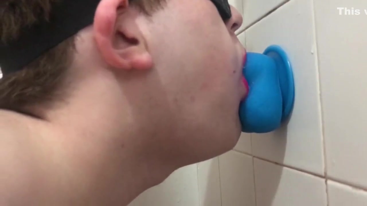 Sissy Slut Veronica X Chokes Deepthroating Dragon Cock