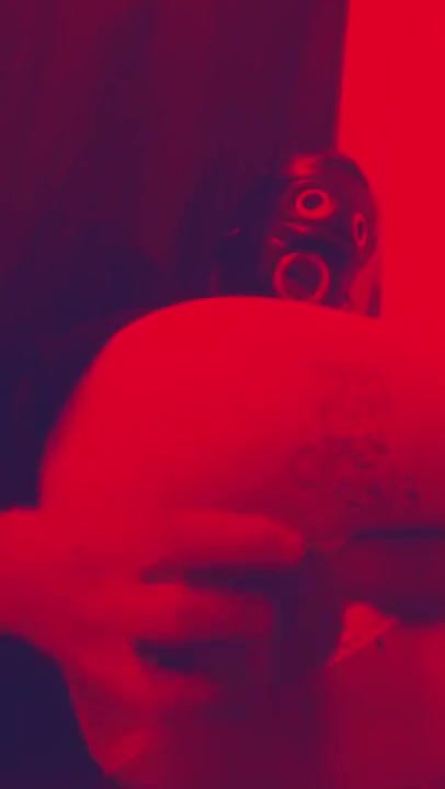 Sissy Tiffani's ass-pussy is open 24/7