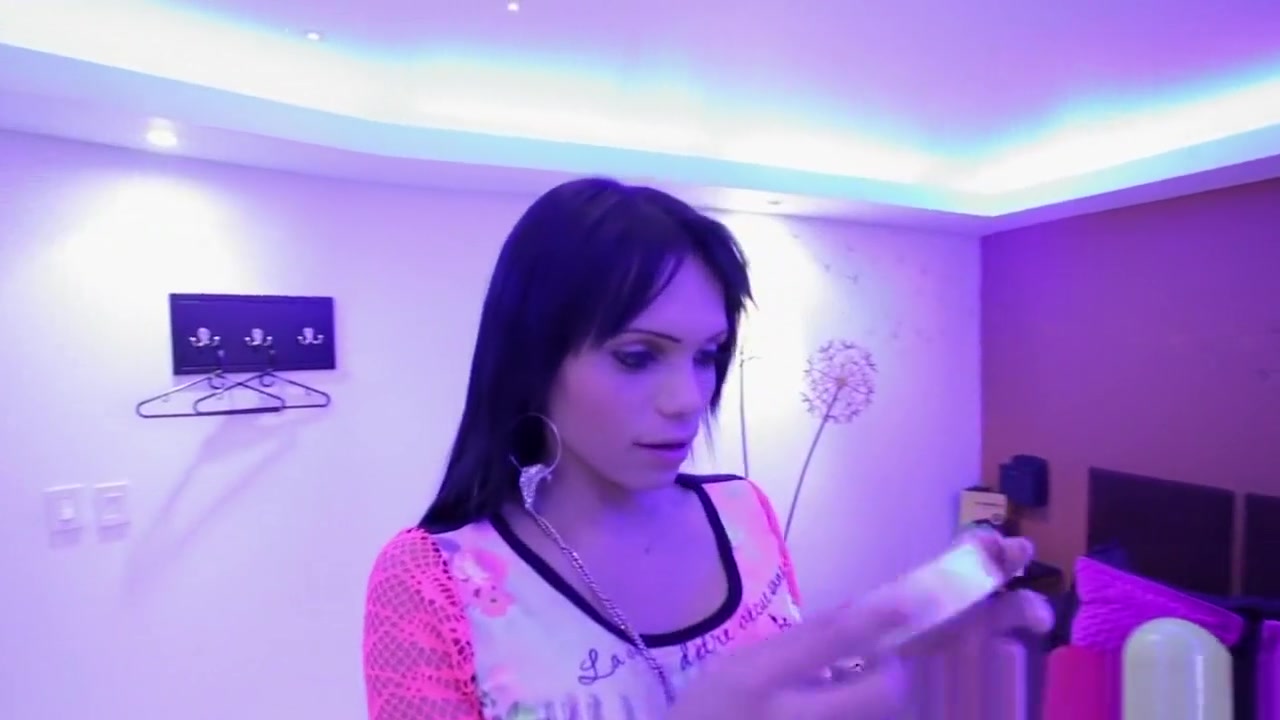 Latina tranny jerking her dick before scene