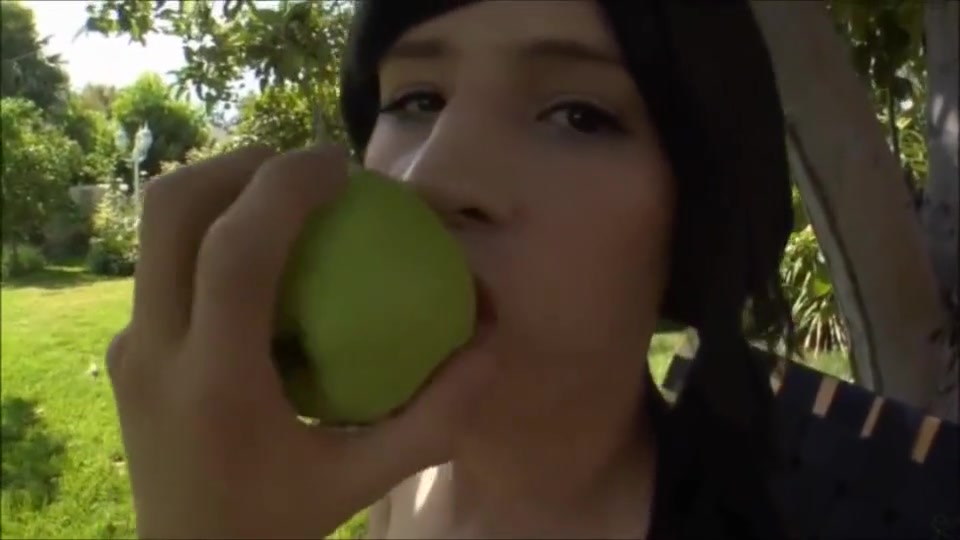 Jamie Markham Sthis manmale jerking off Solo