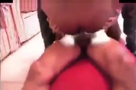 Interracial With slutty ebony TS