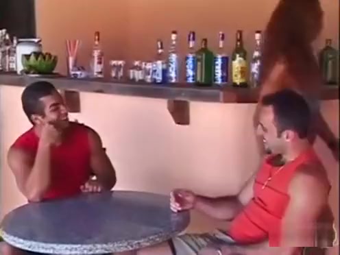 Public threesome In A Pub