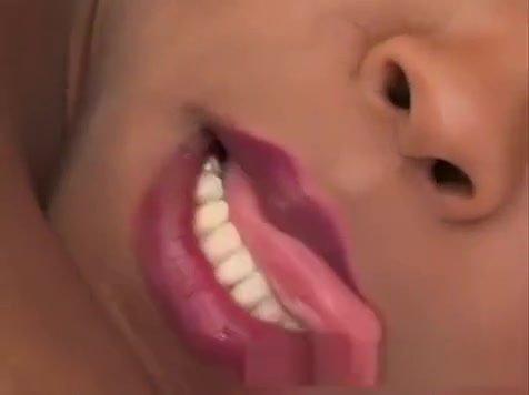 mature ebony TS pokes Wgreetingste chap