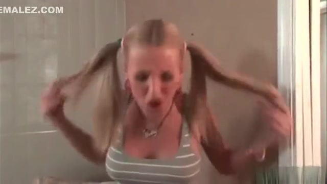 Pinkoshemales The sheboy Babysitter gets drilled