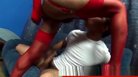 taste A enchanting cock Of A shemale In Red