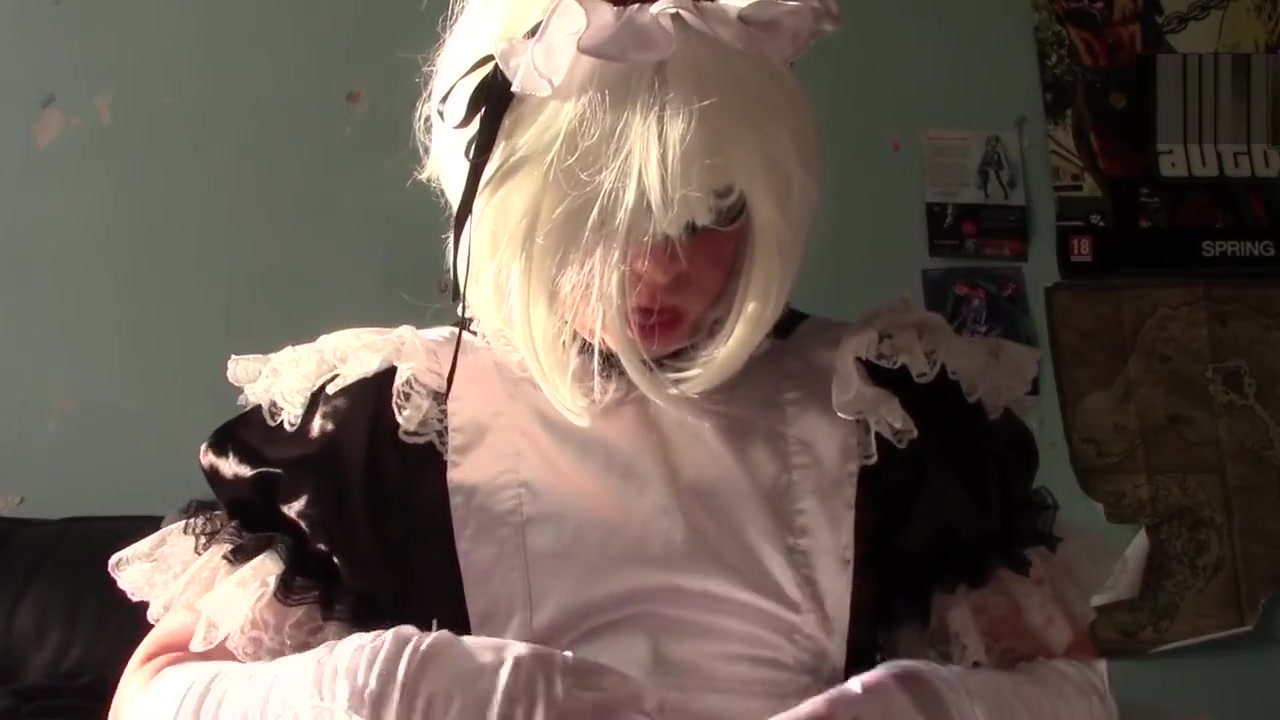 2B Maid Tries To Clean Mistress Bedroom