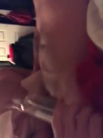 KingCloud feeding TinaG69