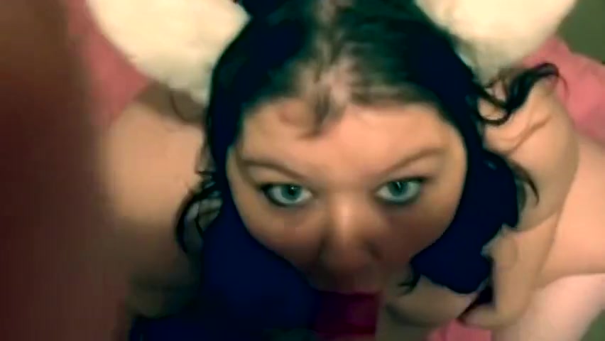 BBW Cosplayer Gives Blowjob and Gets Fucked