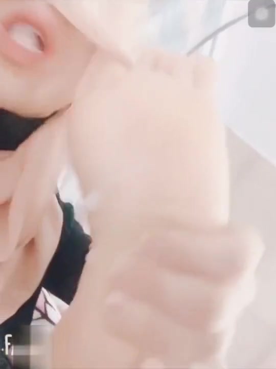 Cum all over my own foot and eat all my babies cdkka