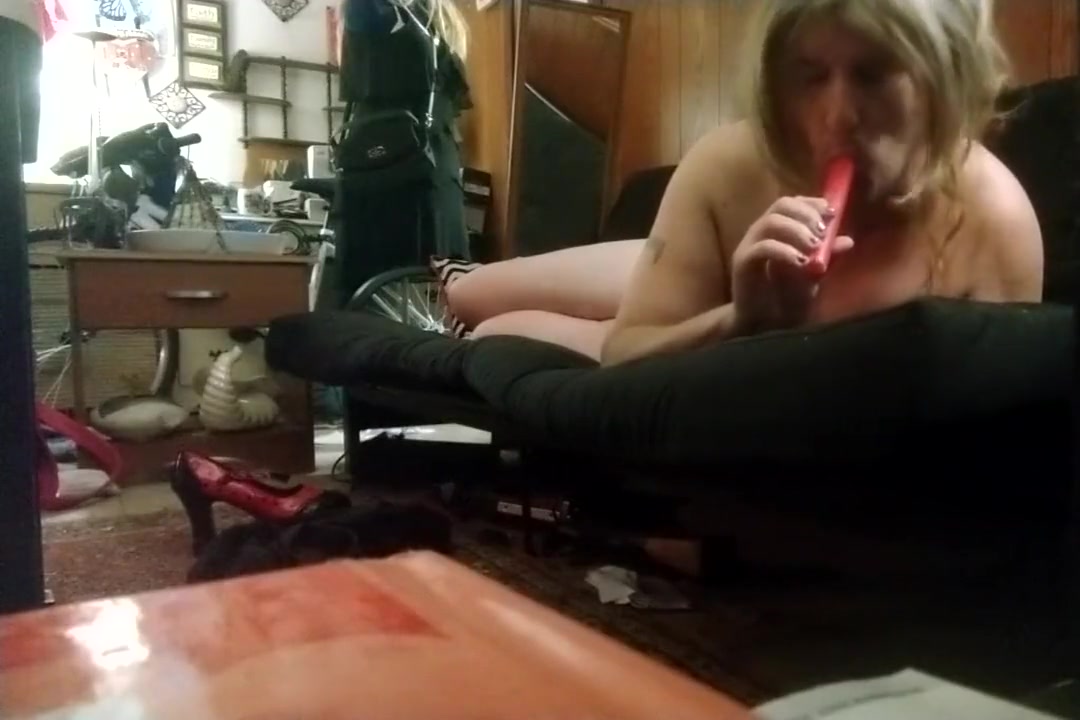 DIRTY NASTY TRANS HOOKER STEPHANIE OF CUM RAUNCHY MASTERBATION