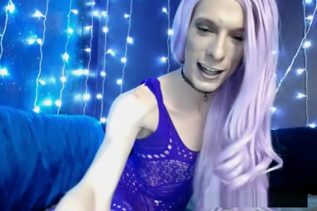 Blonde Tranny Enjoys Playing Her Cock and Ass