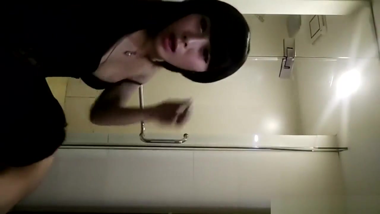 Chinese shemale SM in bathroom