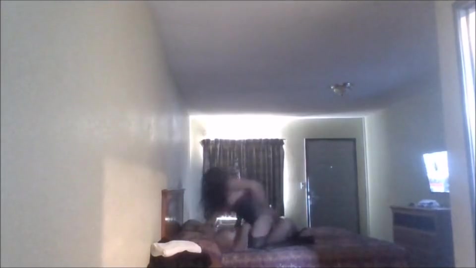 Straight Latino Fucks Tranny Este Culo Es Mio