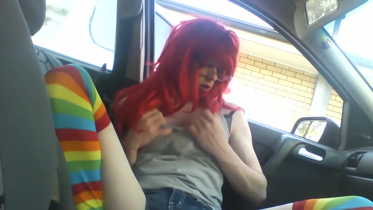 Sissy kaitycake has fun in the passenger seat