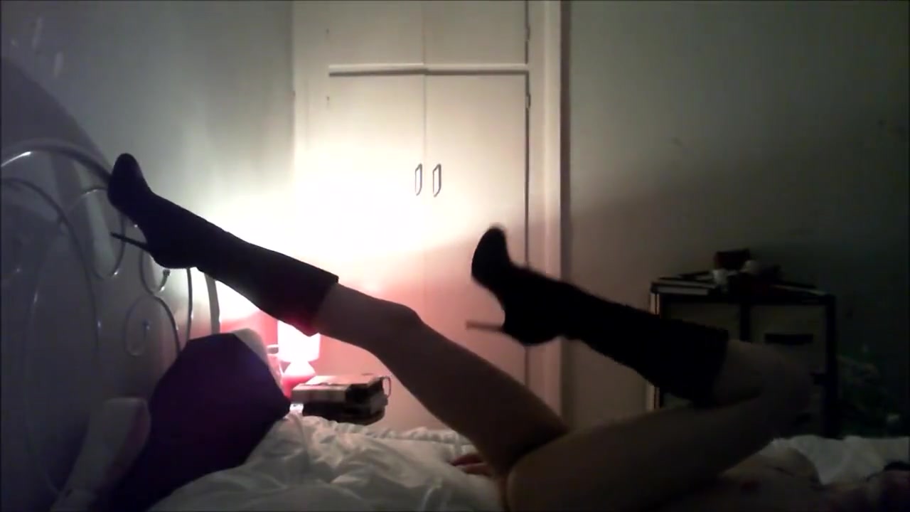 TRANNY TEASES, SPANKS AND FINGERS HERSELF