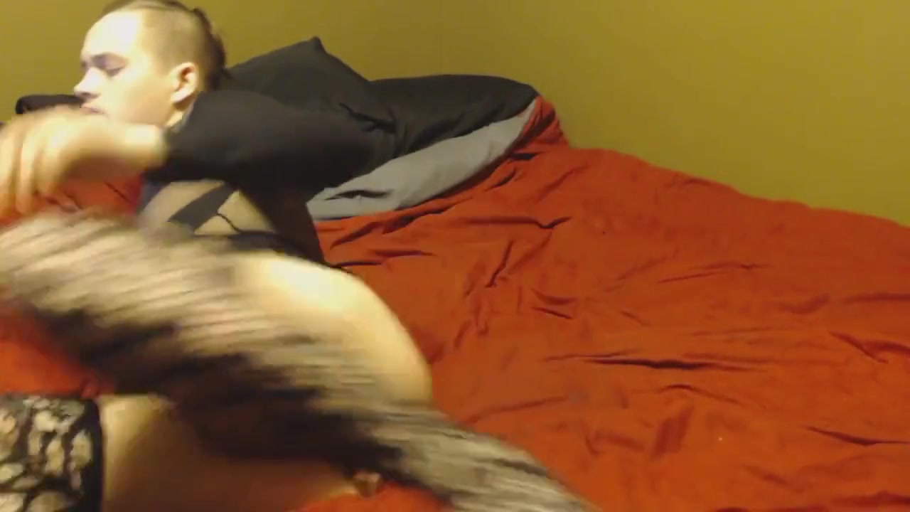 Bubble Butt Crossdresser twink playing with big dildo in tight ass