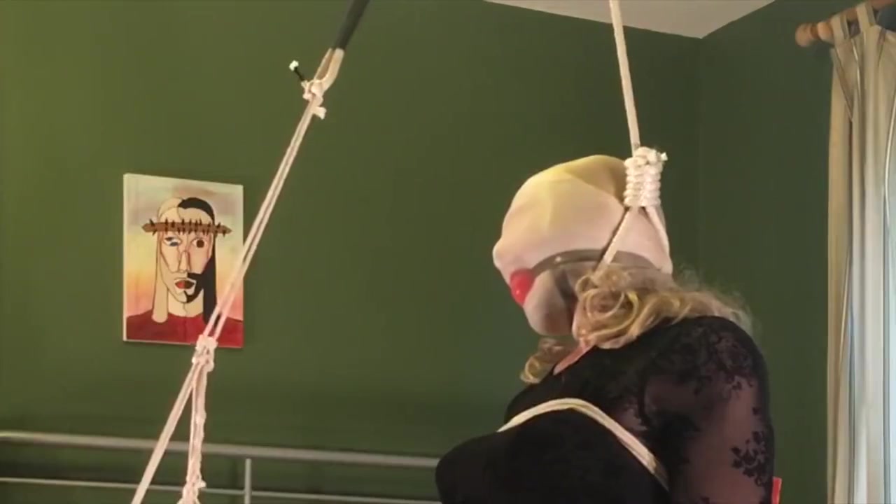 Hooker Tranny Tormented by Sadistic Client