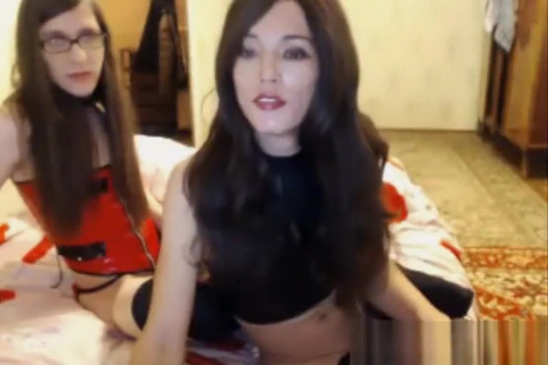 Hot Tranny Gives Her Friend a Good Blowjob