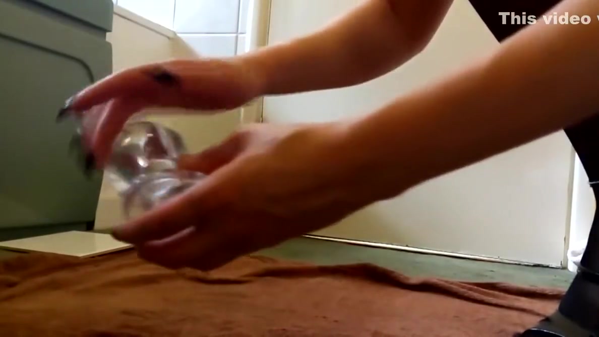 Ashleigh CD plays with a Tunnel Plug