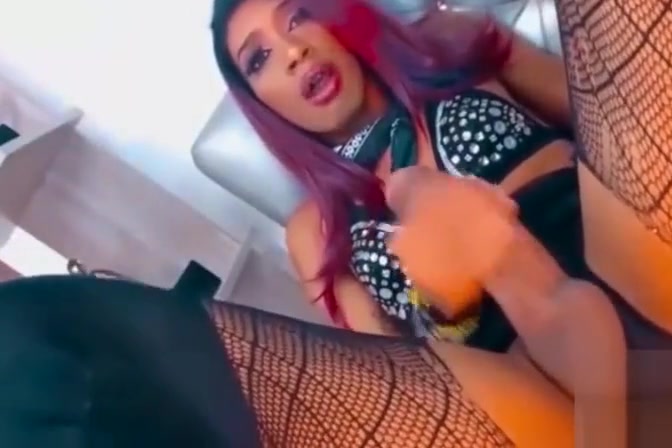 Black redhead shemale jerks monsterdick