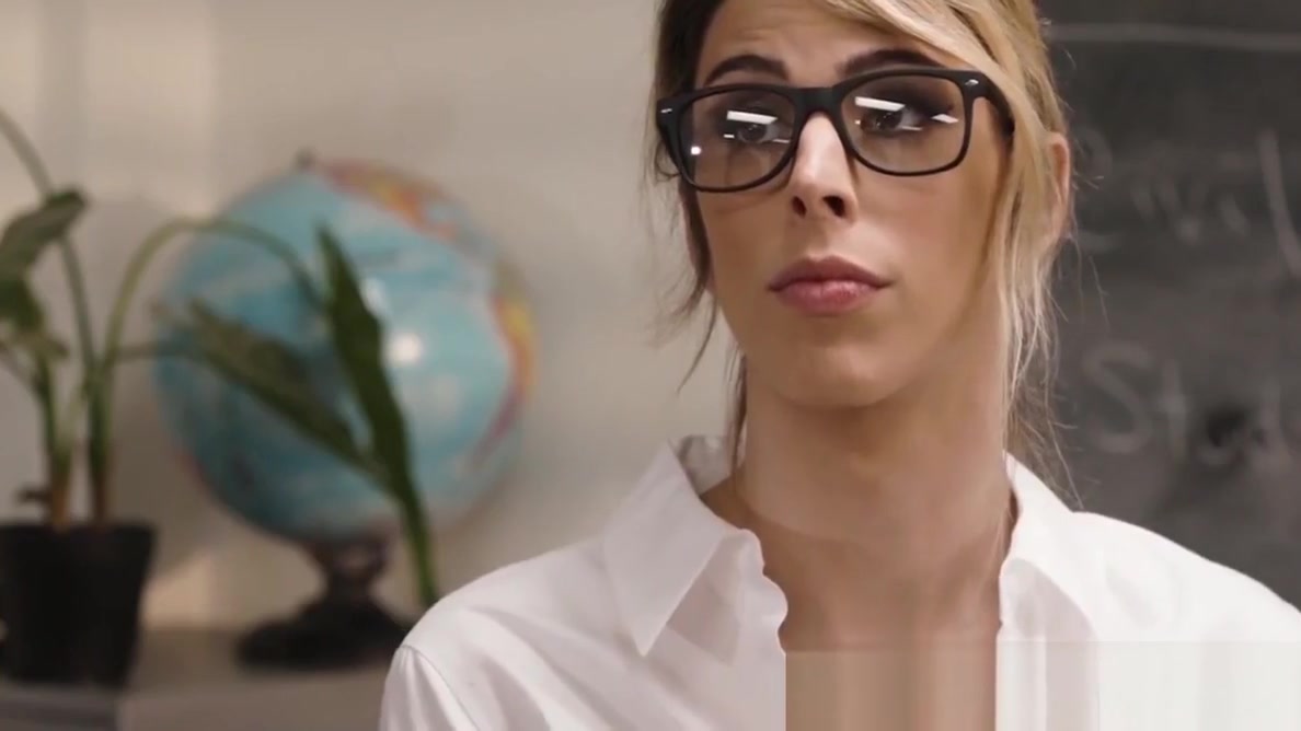 Tattooed teacher bangs gorgeous tbabe after class