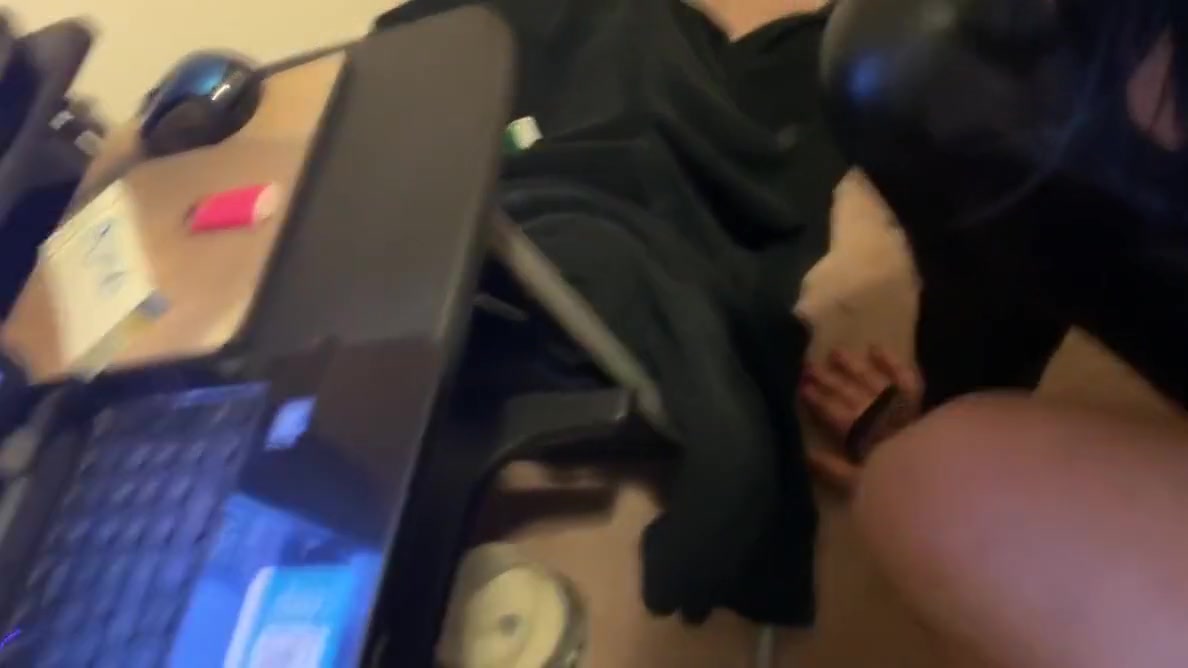 Sherrycumeater loves black cock