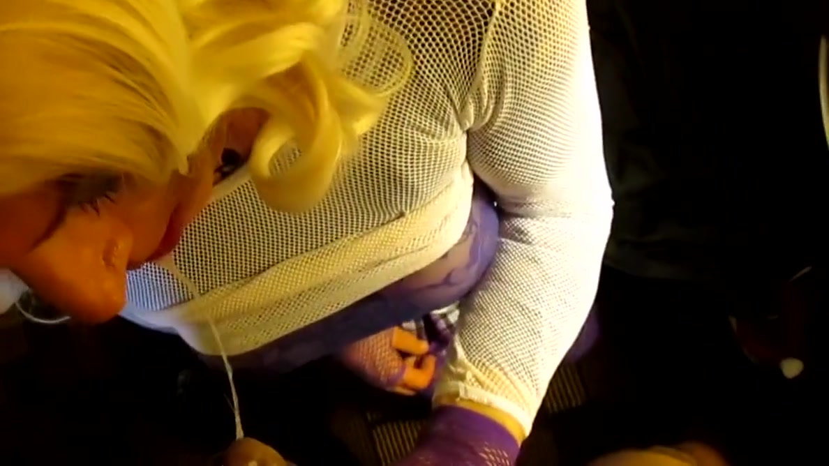 Sissy Sucks 33 BBC