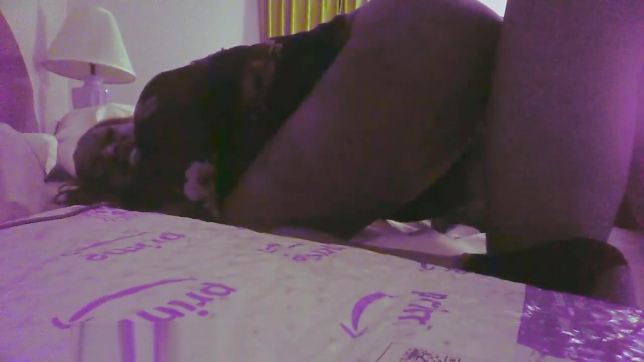 TRANNY GETS FUCKED BY DL FBI AGENT!