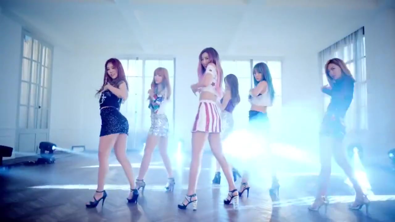 HELLOVENUS - ( I'm ill ) SHEMALEVENUS - Shemale PMV