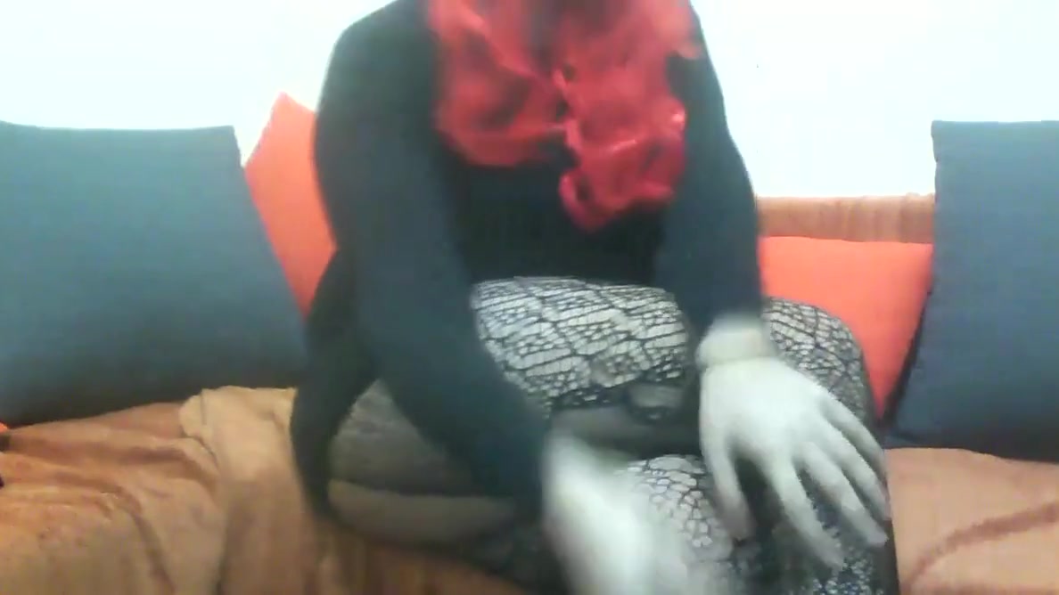 Cross Greek Girl fingering