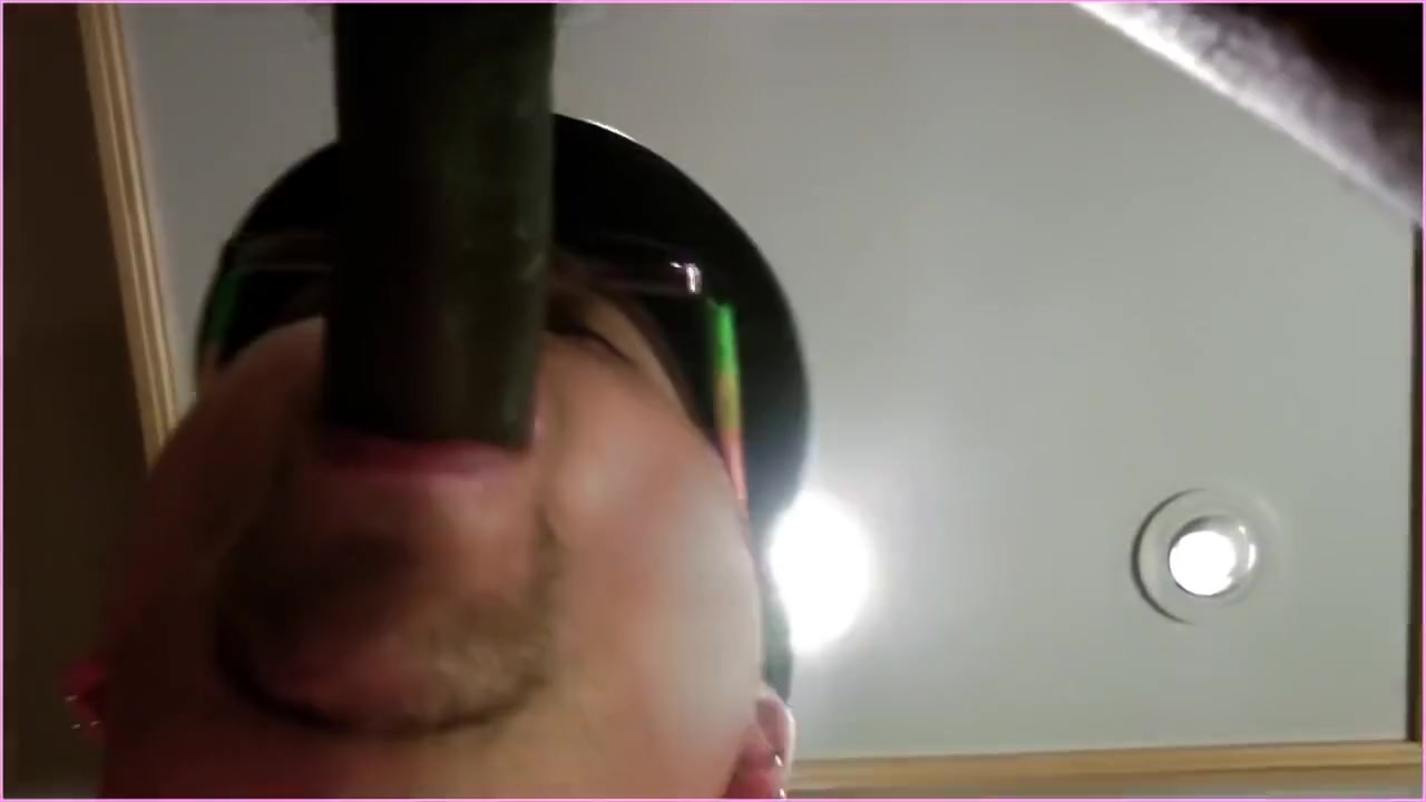 ROB BROWN: QUEER ME CLIP 3