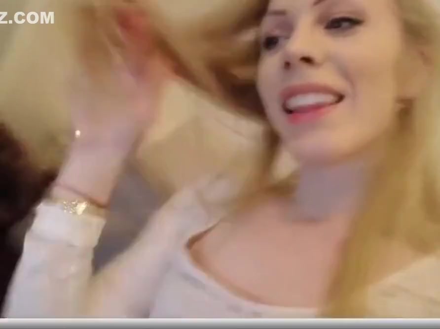 Girl With A Beautiful Dick Jerks It