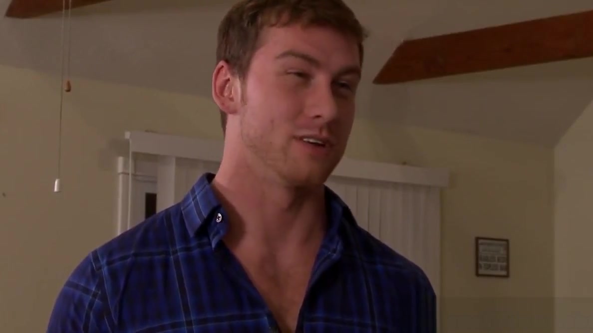 Busty trans realtor facialized by ex hubby