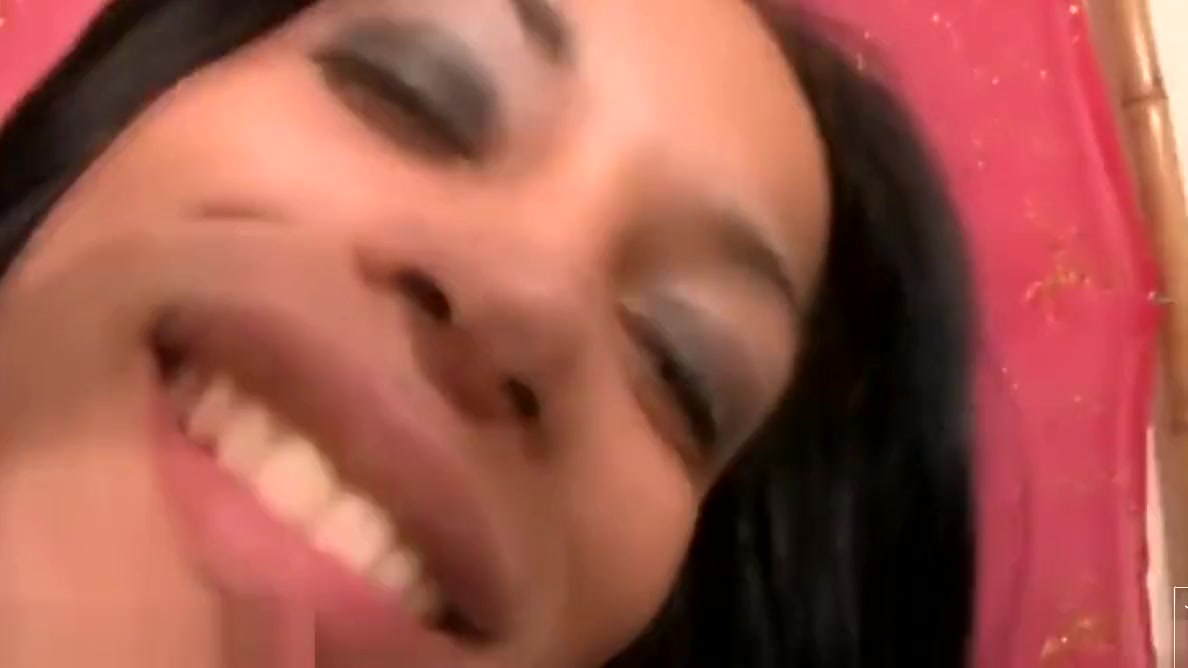 FULL movie of arousing t-babe exposing huge butt and bigtits