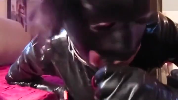 Latex Shemale tiffanylondontv gags drools chokes on BBC