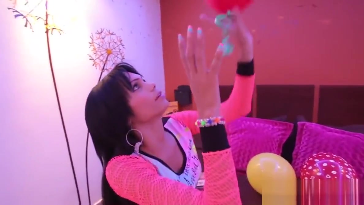 Latina tranny jerking her dick before scene