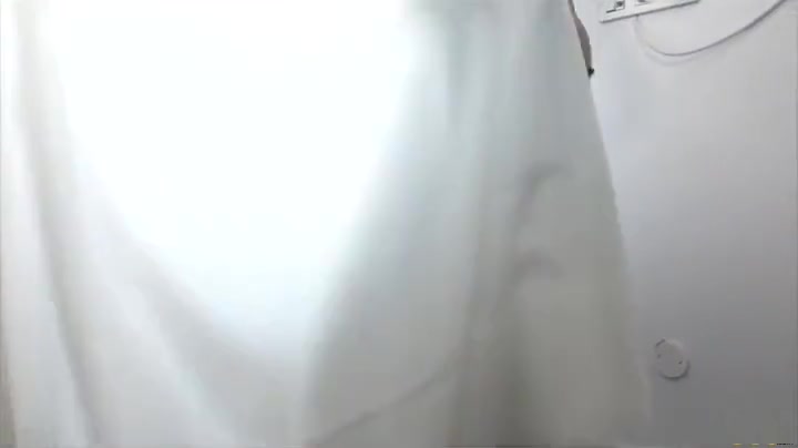 Hot tattooed TGirl makes solo