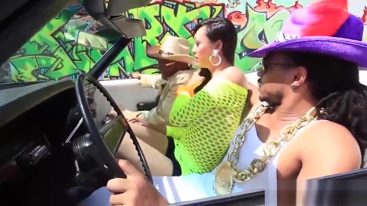 Gorgeous ladyboy spitroasted by black dudes