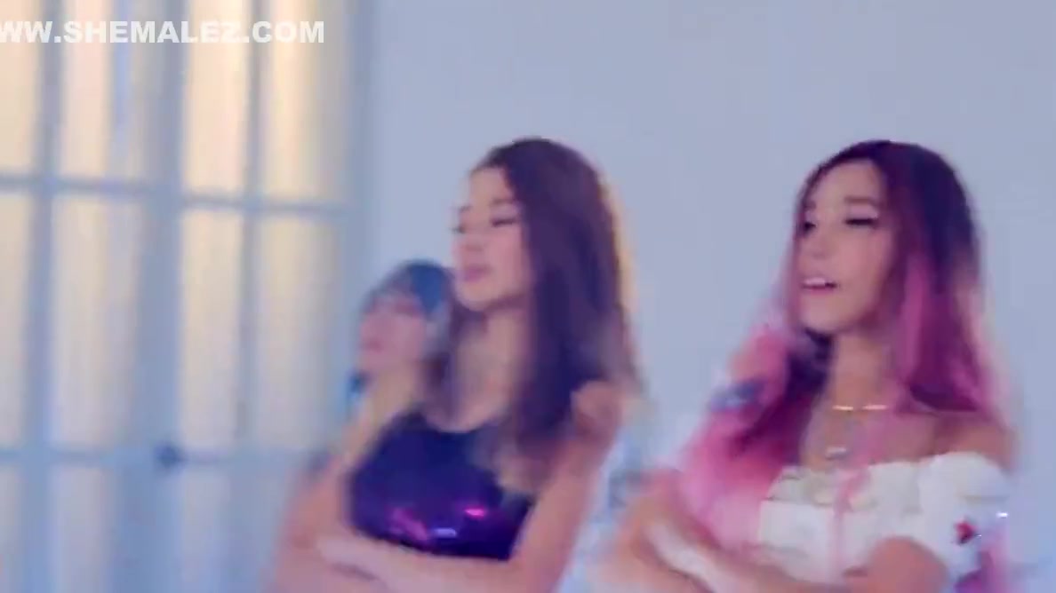 HELLOVENUS - (I'm ill) SHEMALEVENUS - Shemale PMV
