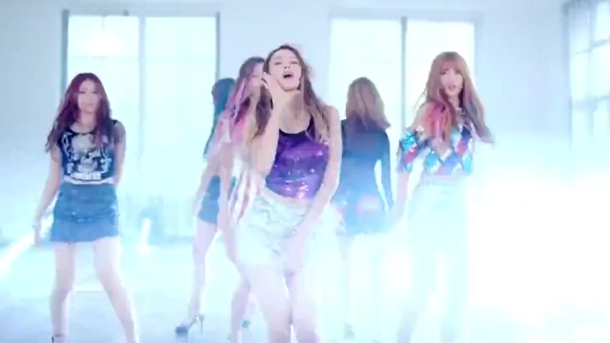 HELLOVENUS - (I'm ill) SHEMALEVENUS - Shemale PMV