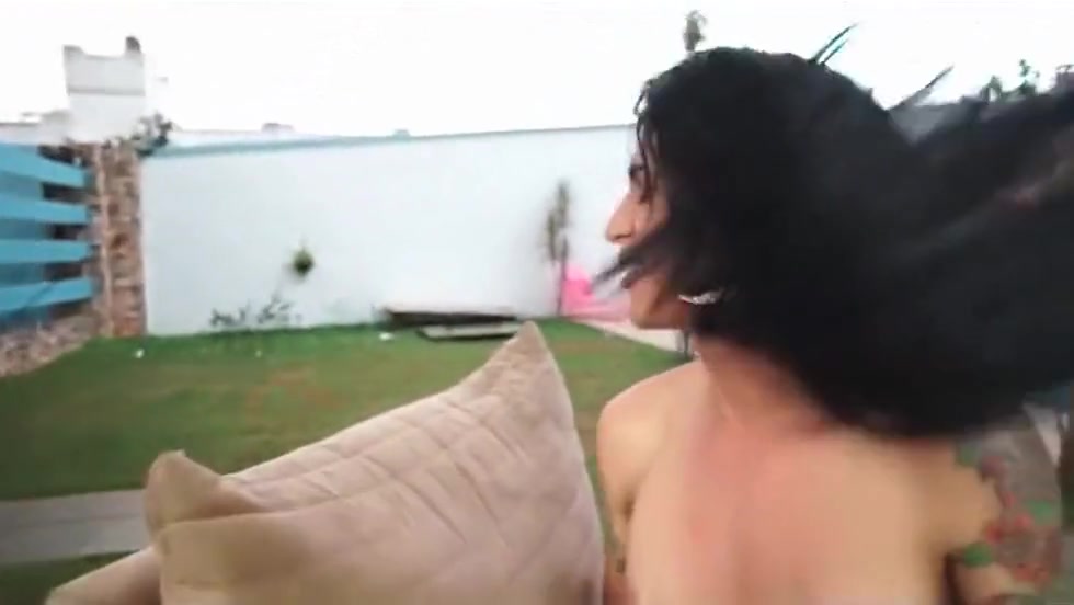 Busty Shemale Outdoor Anal Fisting