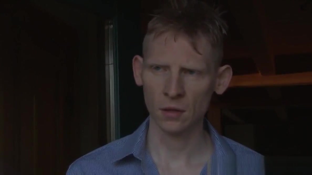 Redhead shemale sucks off bloke
