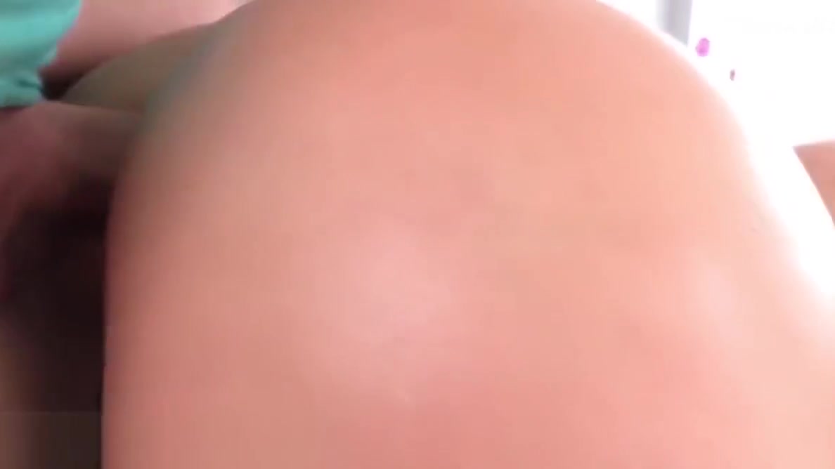 Shemale Idol Bio Girl Barebacked by Big Cock TS