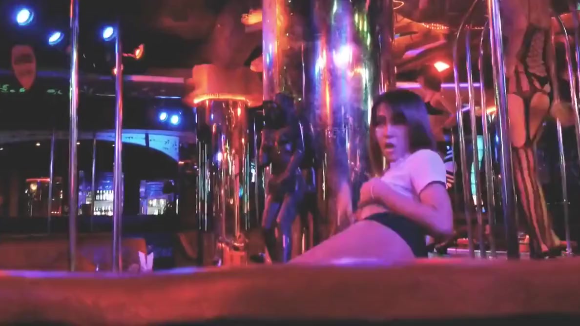 travel to meet some gorgeous ladyboys 9